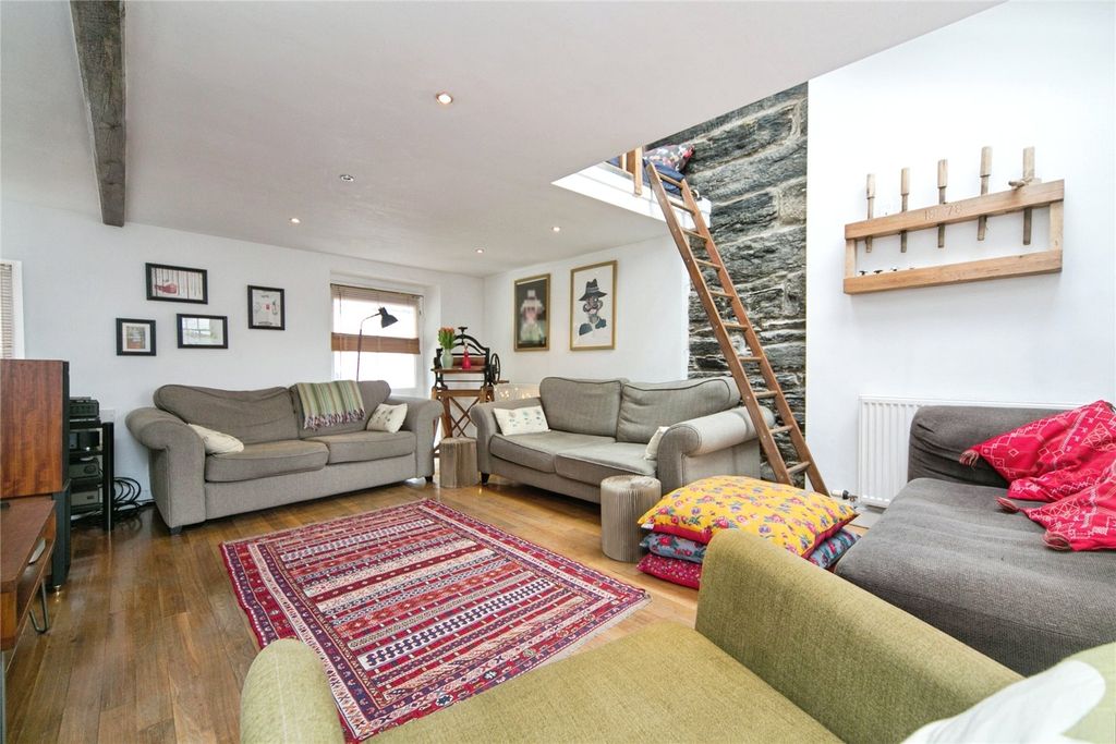 Additional image 5 of 2 bed terraced house for saleBank Place, Porthmadog, Gwynedd LL49