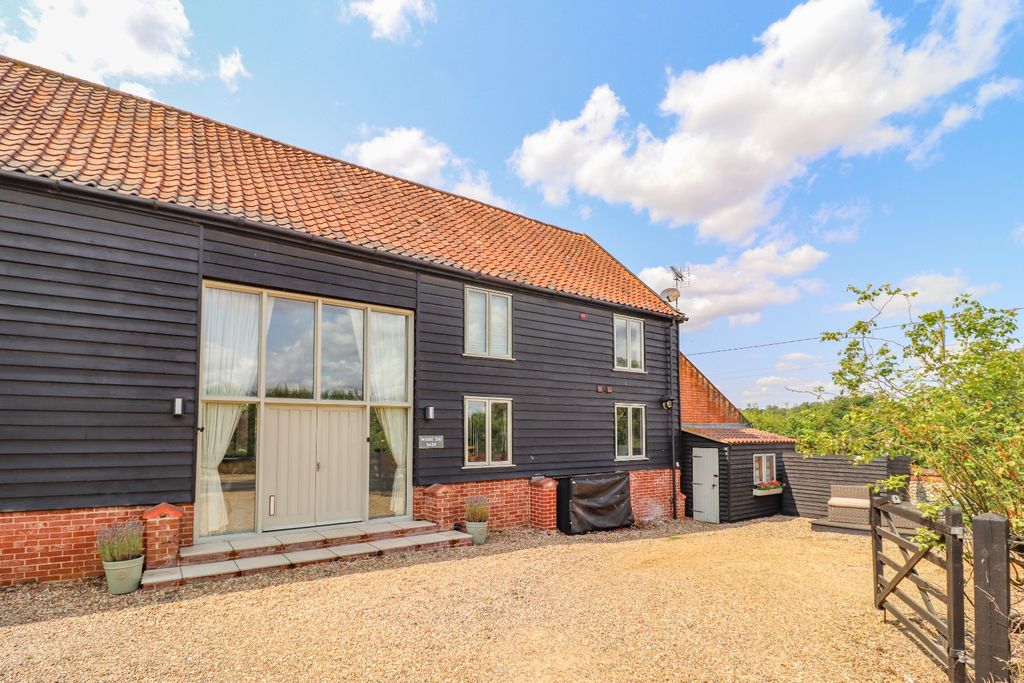 Property photo 3 of 33 4286835