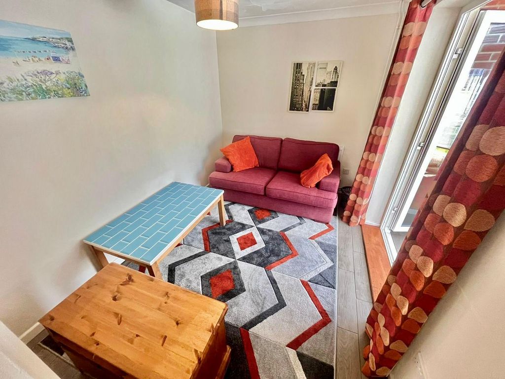 Property photo 3 of 13 Image