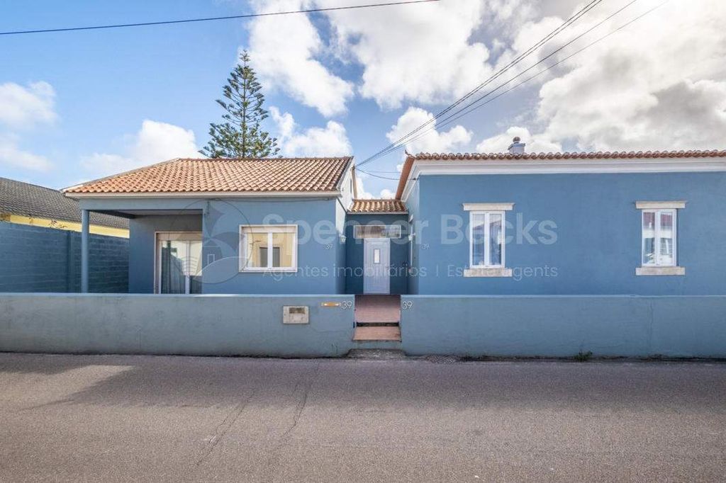 Property photo 1 of 39