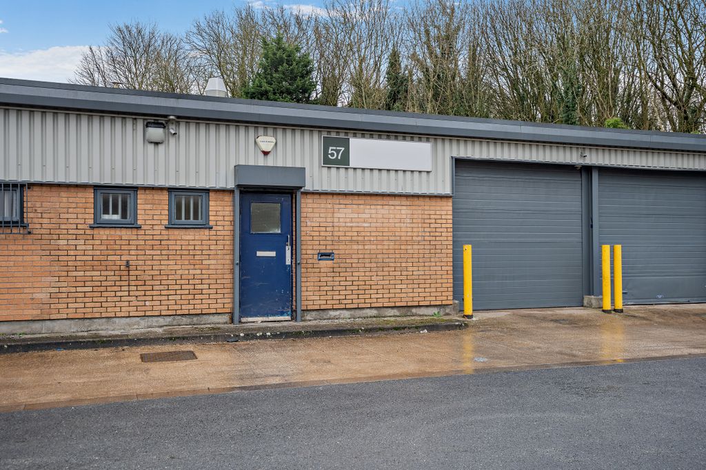 Property photo 2 of 13