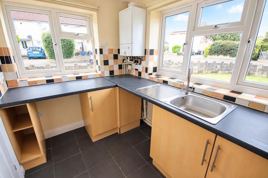 Property photo 3 of 10 Kitchen 2 Edit.Png