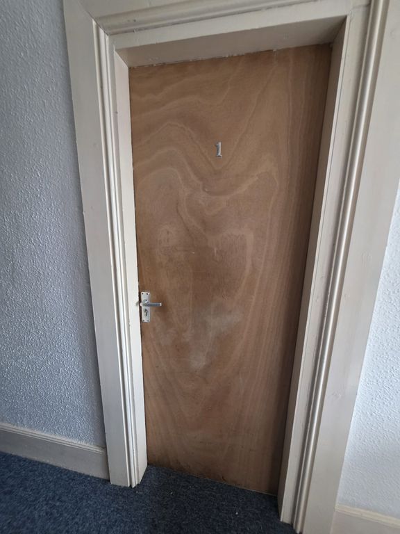 Property photo 2 of 6