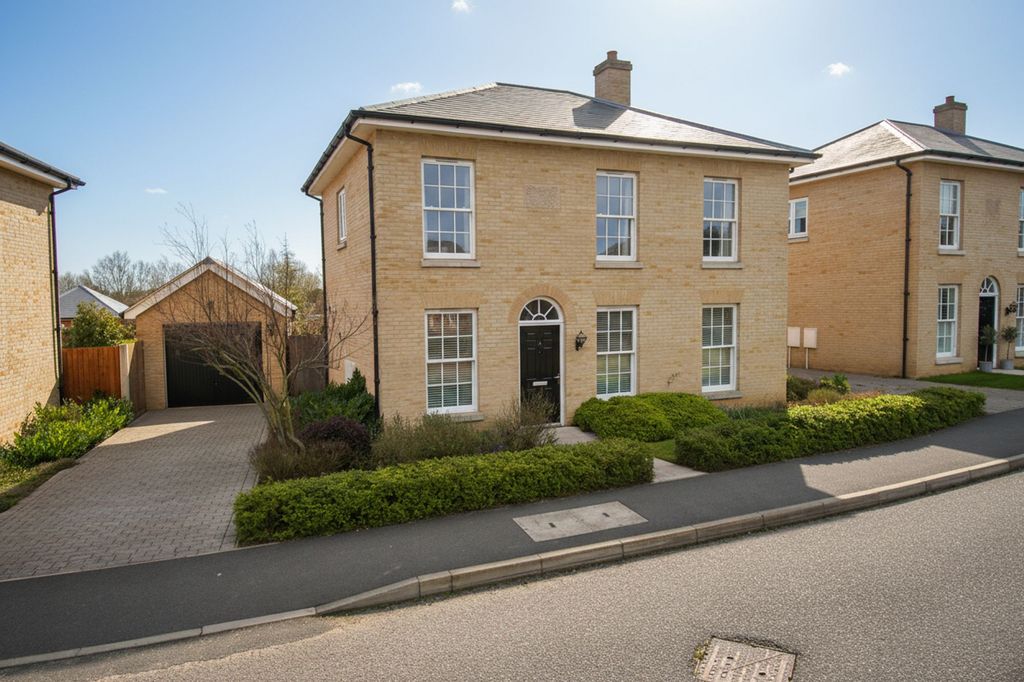 Property photo 3 of 27