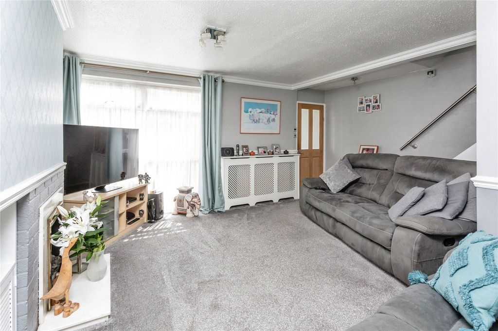 Property photo 2 of 17 Picture No. 10