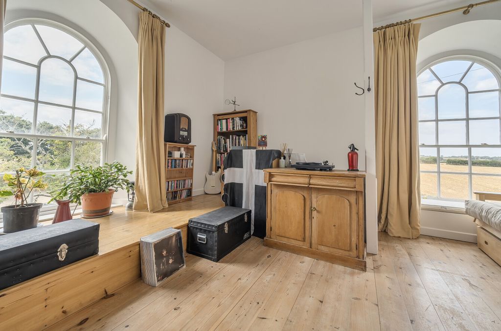 Property photo 3 of 25 1337016-11-68A738...