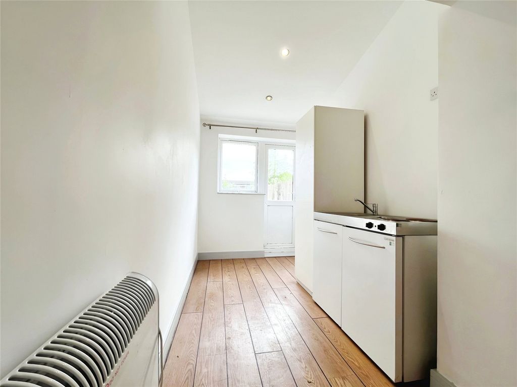Property photo 2 of 6 Picture No. 01