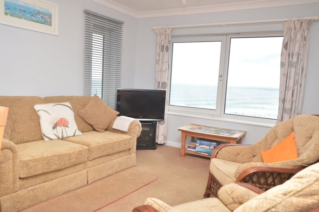 Property photo 2 of 15 2 - Picture No. 14