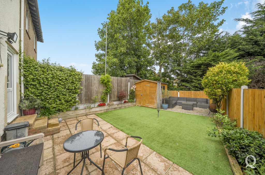 Property photo 3 of 22 0Ae176cd-02F3-4Dd...