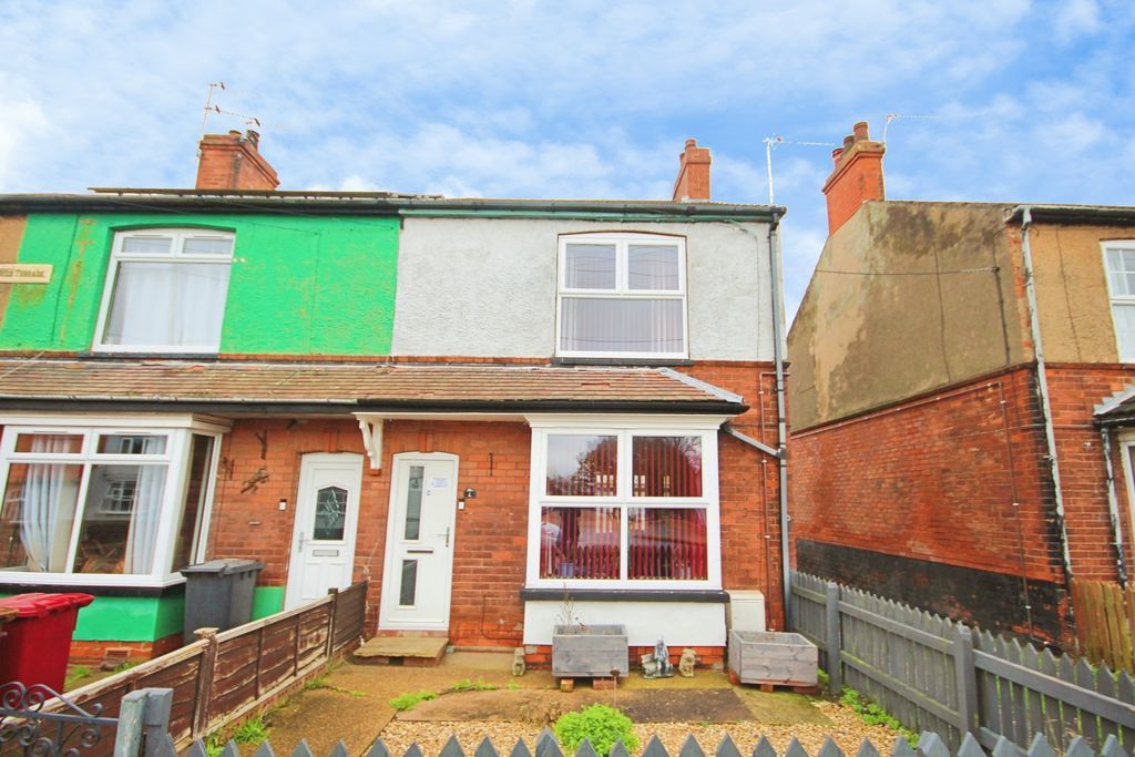 Property photo 1 of 10 Front
