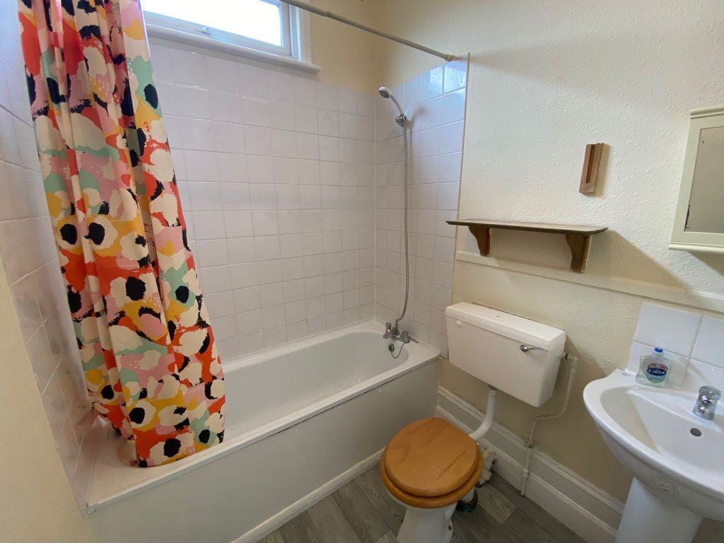 Property photo 3 of 3