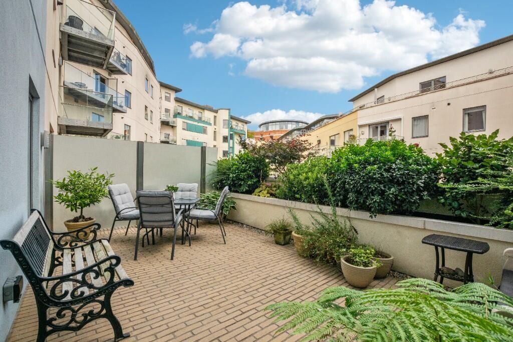 Property photo 1 of 23 Terrace