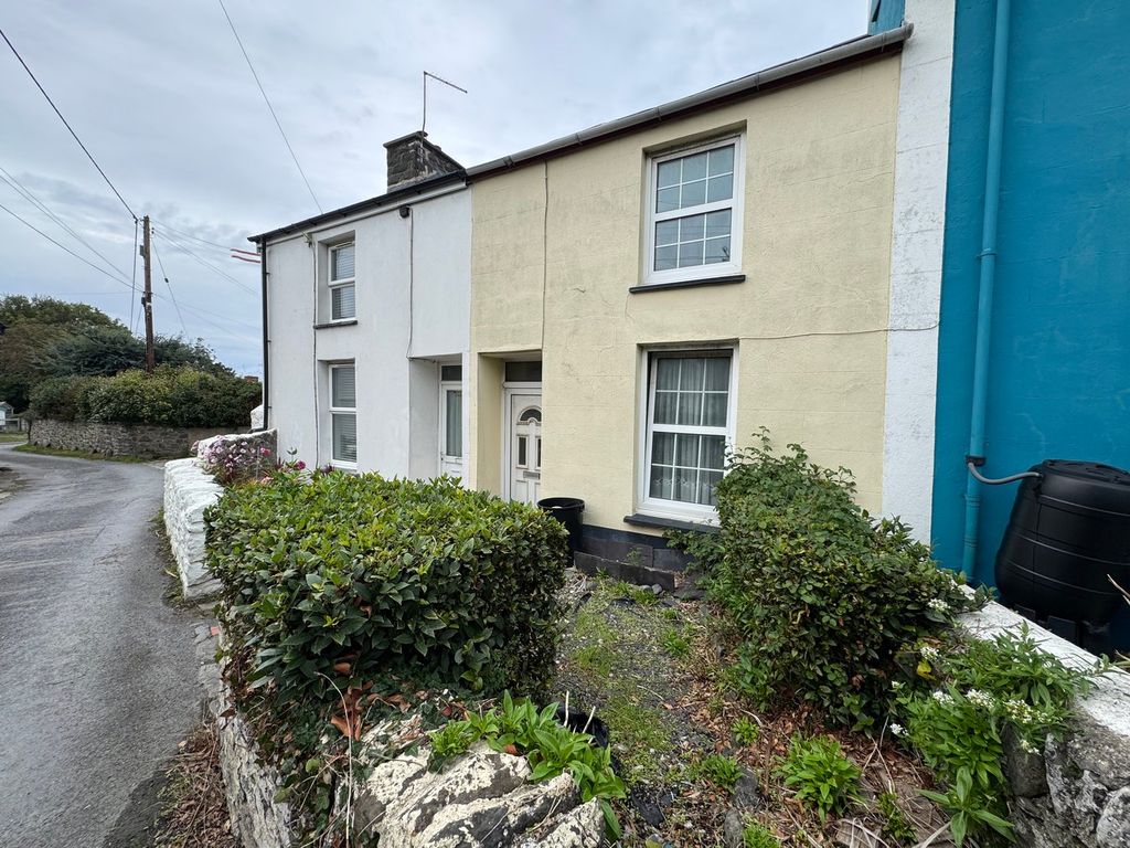 Property photo 2 of 19