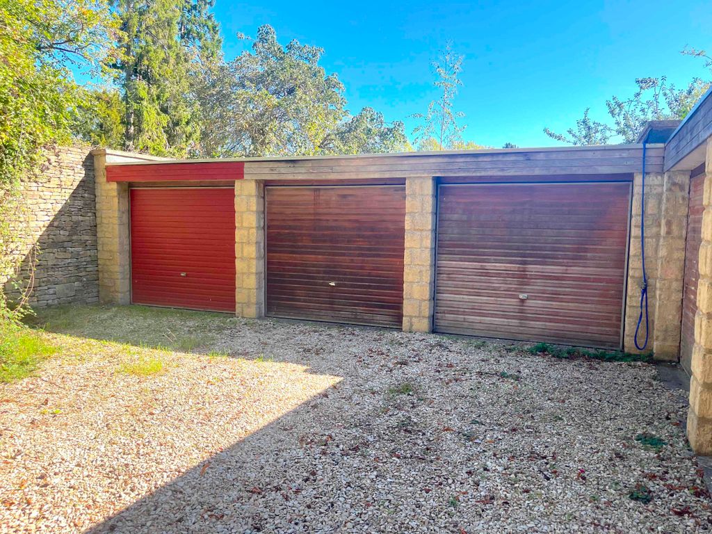 Property photo 1 of 1