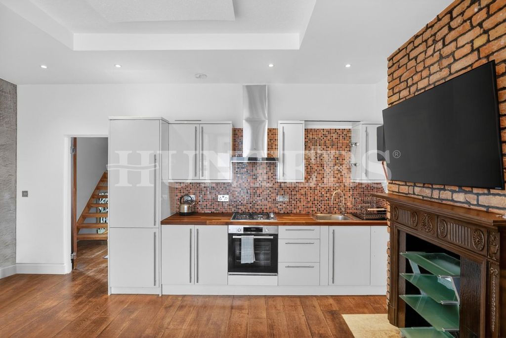 Property photo 2 of 19 Hunters-High Rd-17.Jpg