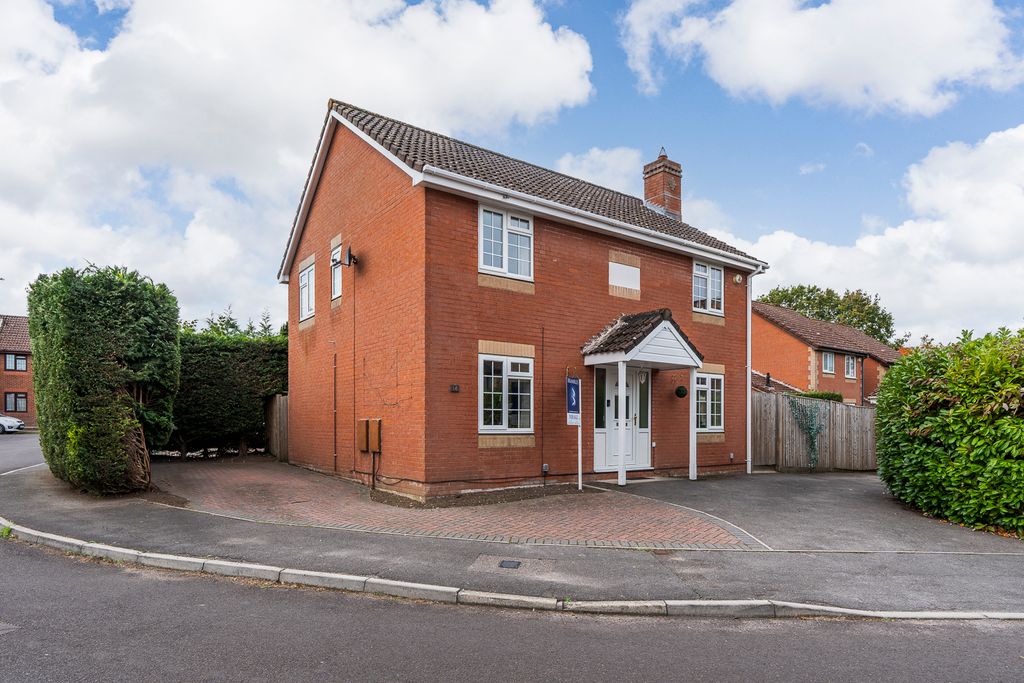 Property photo 1 of 16