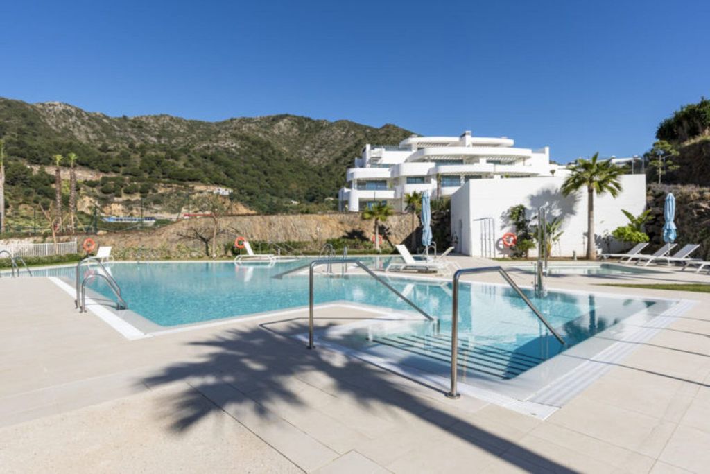 Property photo 3 of 50