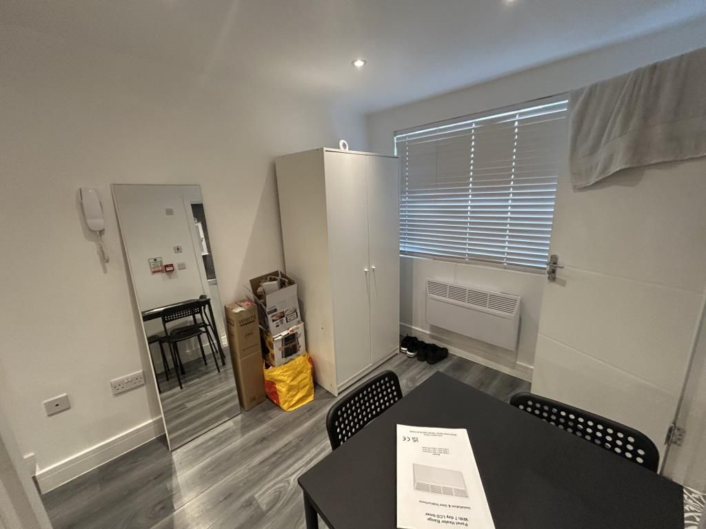 Property photo 2 of 3 Living