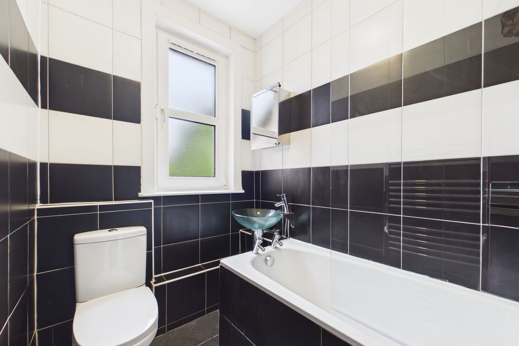 Additional image 8 of 1 bed flat for saleBrown Street, Carluke ML8