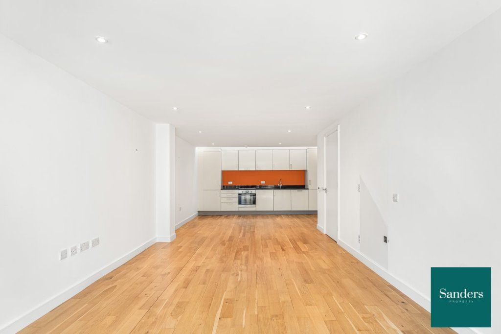 Property photo 2 of 23
