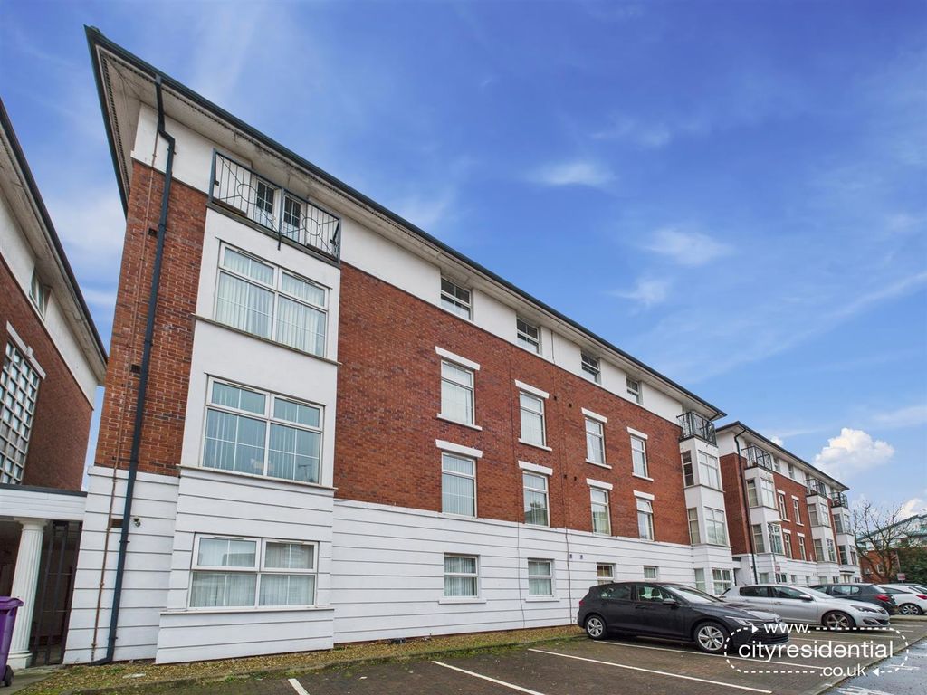 Property photo 2 of 13