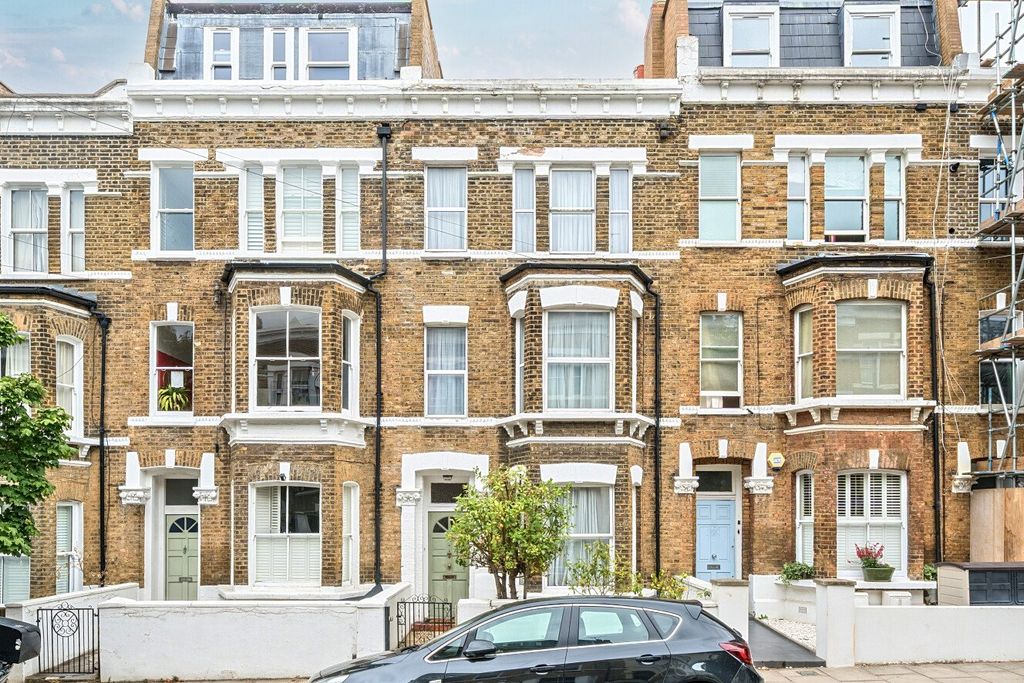 Property photo 1 of 20 Picture No. 02