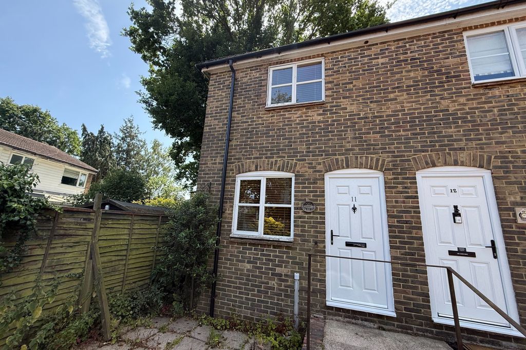 Property photo 1 of 5