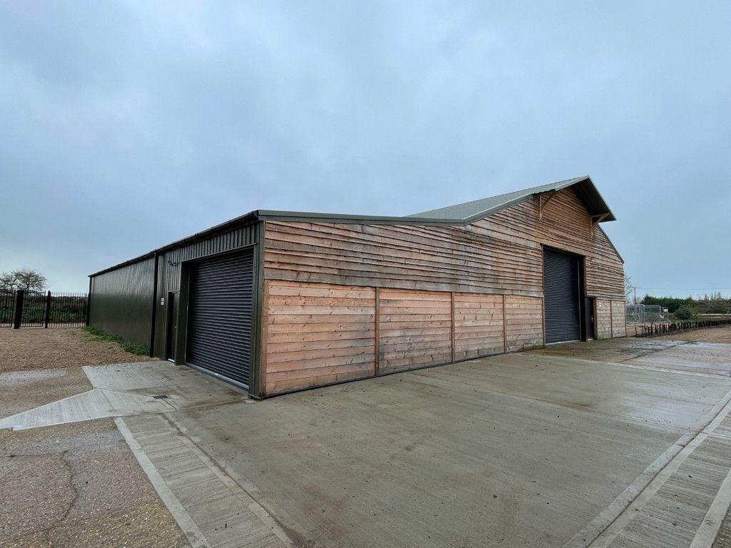 Property photo 3 of 13 Photo 24