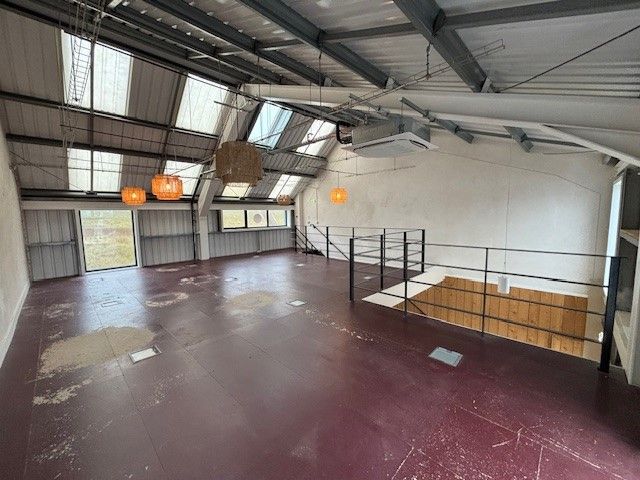 Property photo 3 of 7 Photo 10