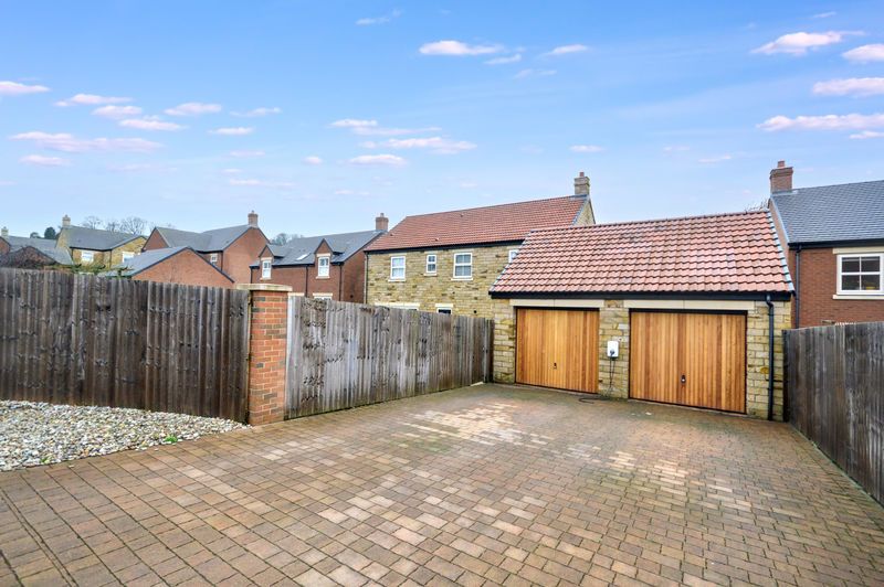 Property photo 3 of 23 Photo 9