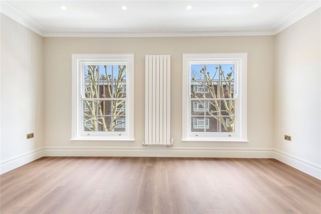 Property photo 2 of 21 Picture No. 02