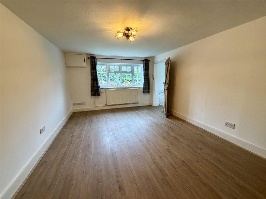 Property photo 3 of 15 Living Room.Jpeg