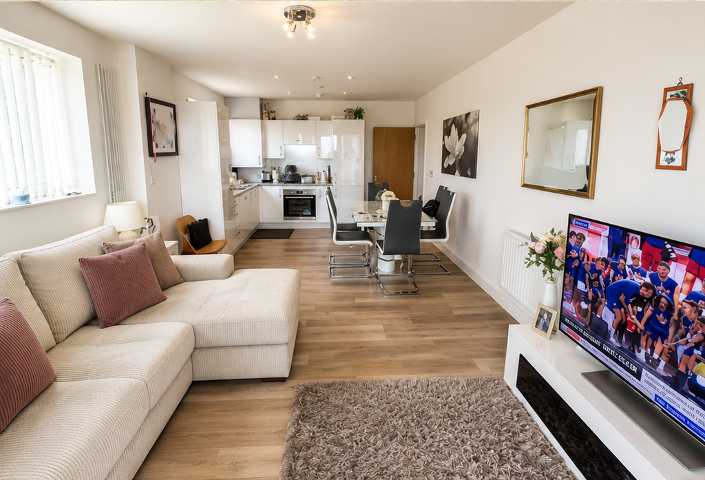 Property photo 2 of 14