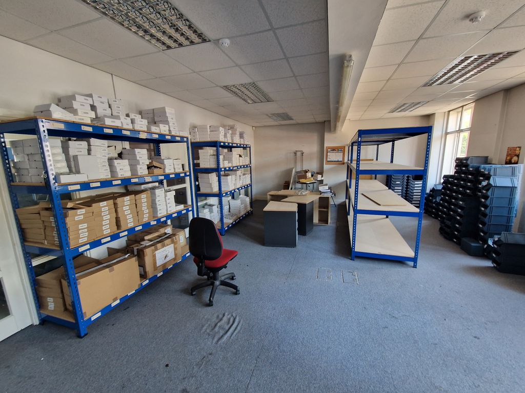 Property photo 3 of 4