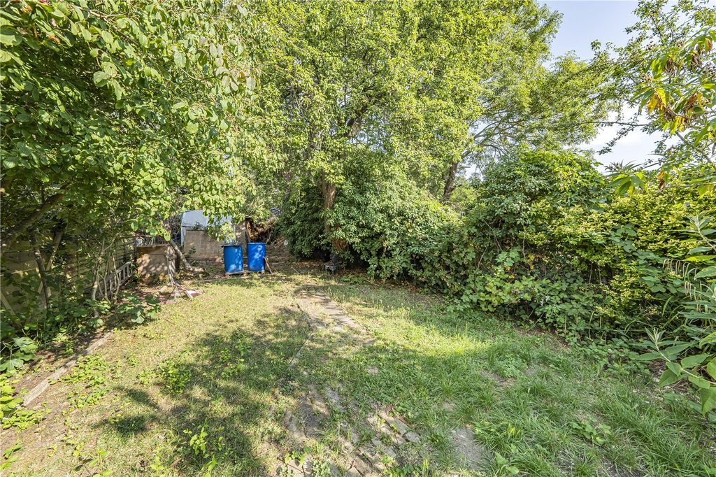 Property photo 2 of 13 Picture No. 12