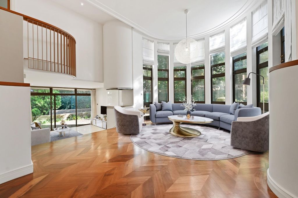 Property photo 1 of 10 Tec - Flat A Mount Tyndal - Reception Staged.Jpg