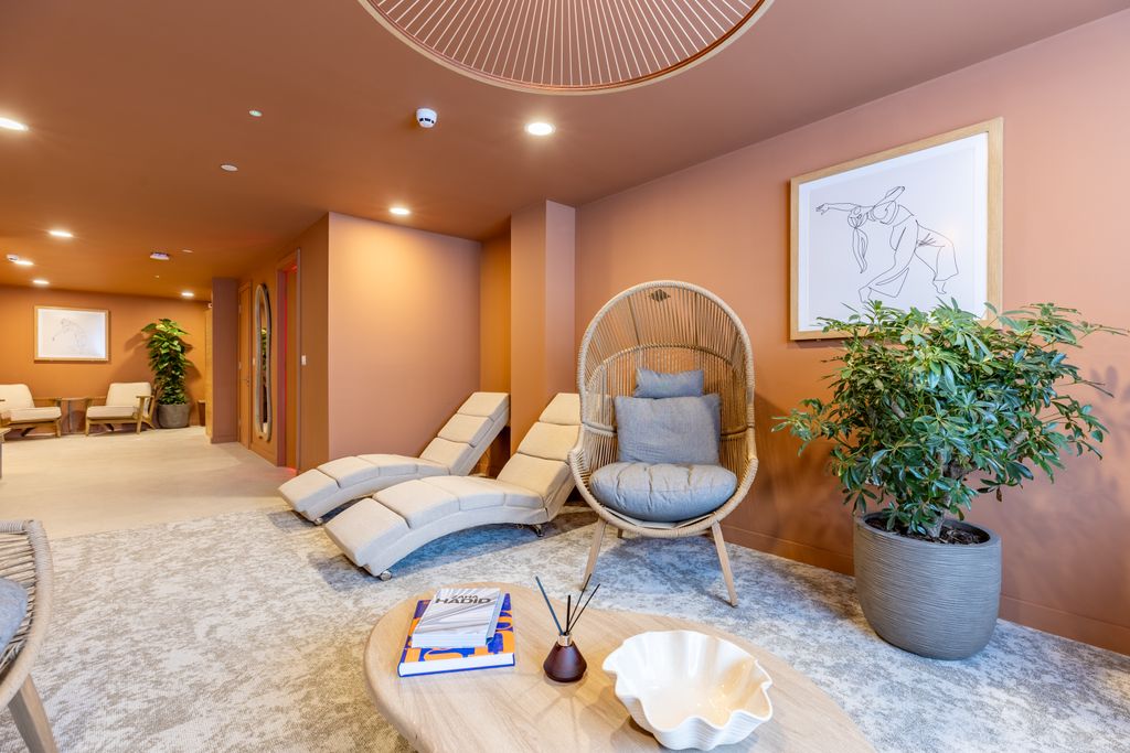 Property photo 2 of 17 Wellness Studio