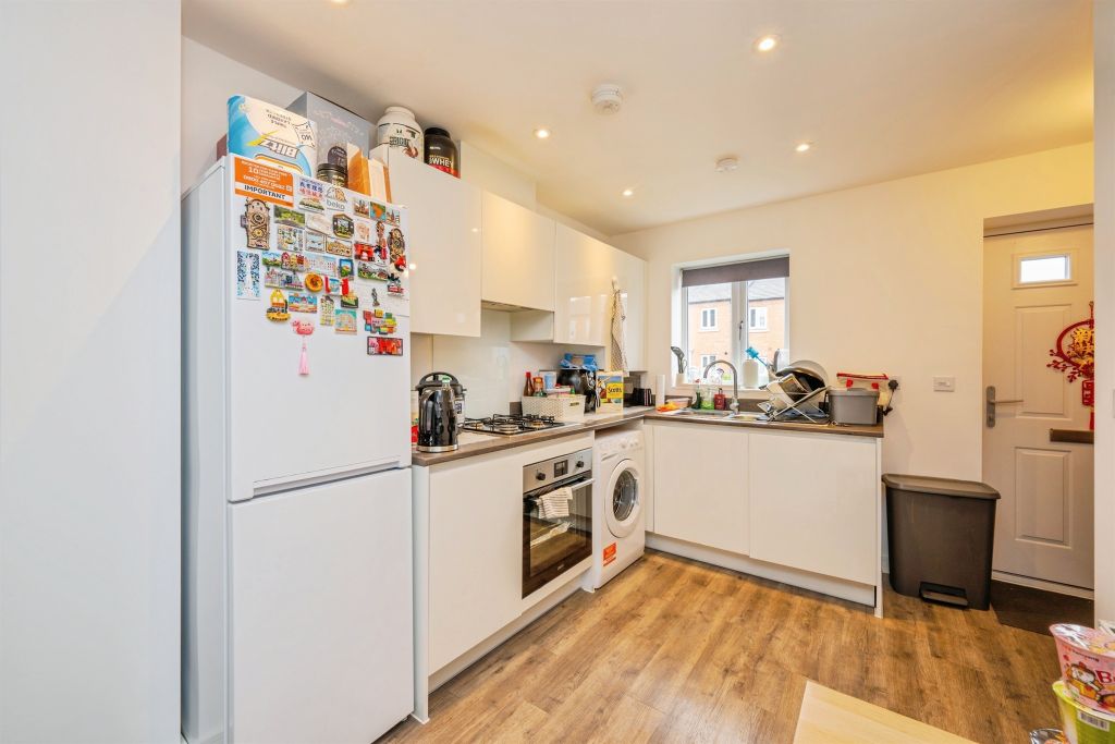 Property photo 2 of 20