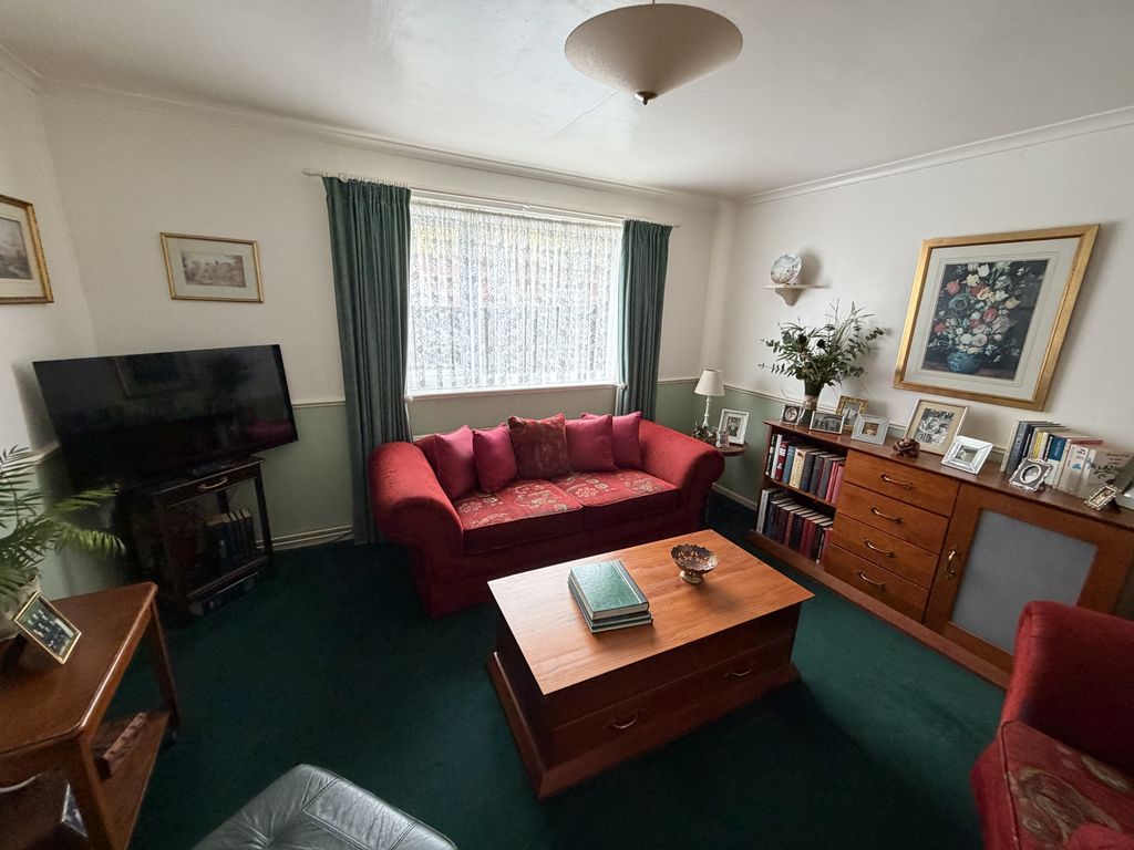 Property photo 3 of 10