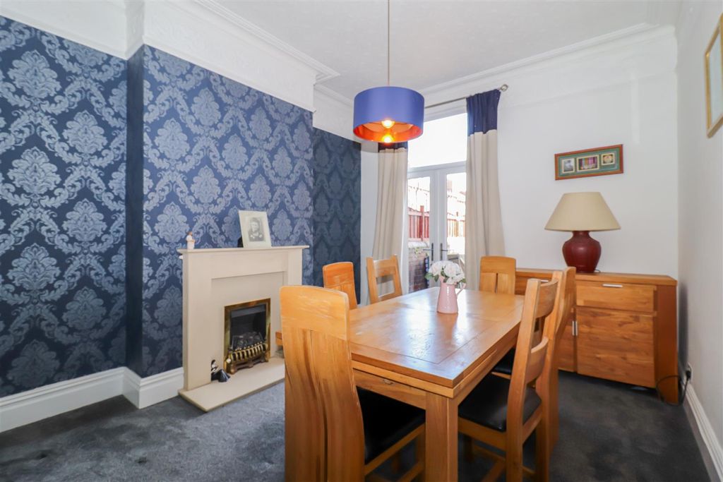 Property photo 3 of 13 Dining Room