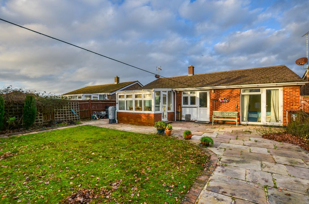 Property photo 2 of 19