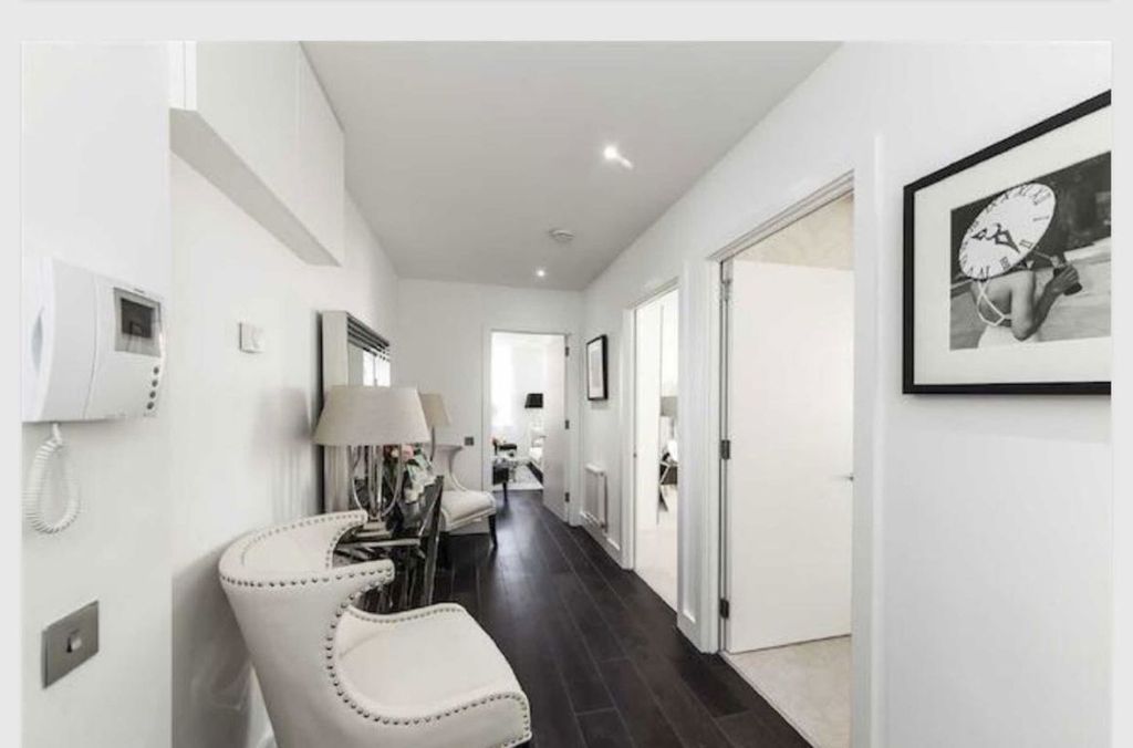 Property photo 2 of 5