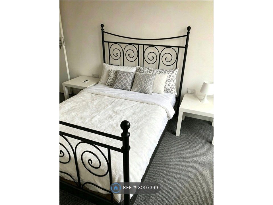 Property photo 1 of 4