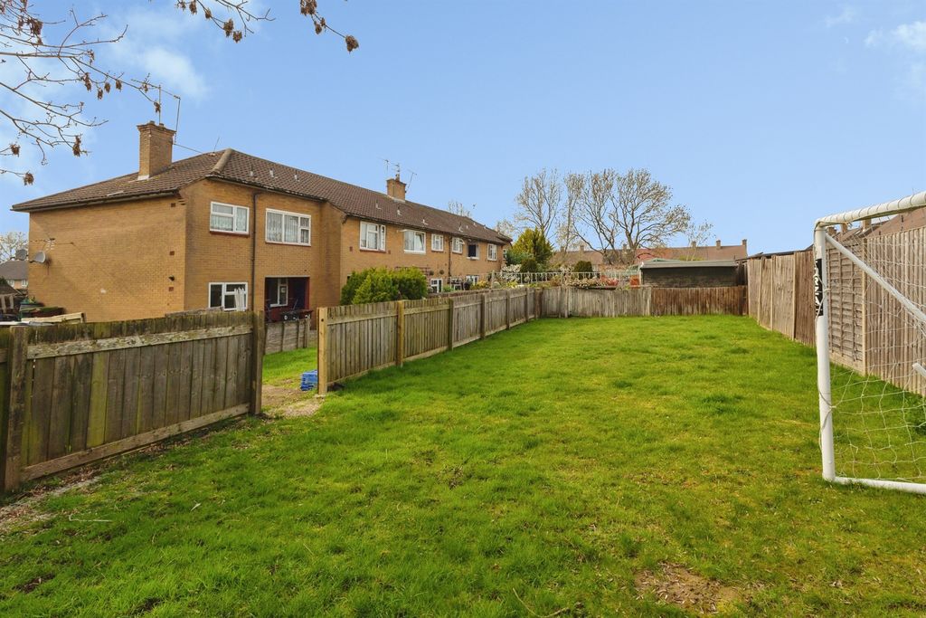 Property photo 3 of 15