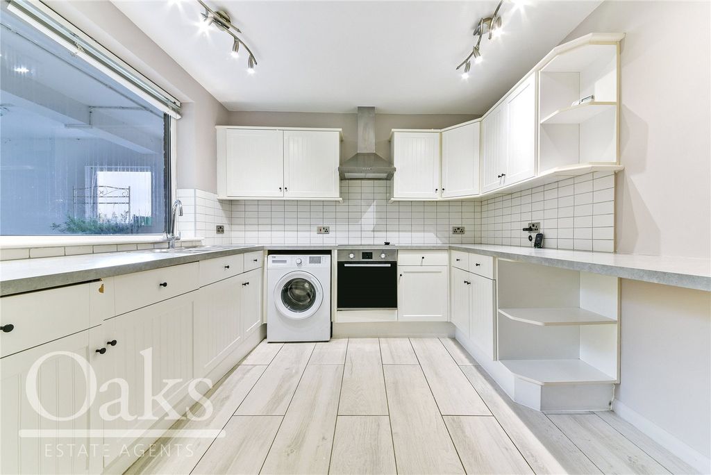 Property photo 3 of 8 Picture No. 01