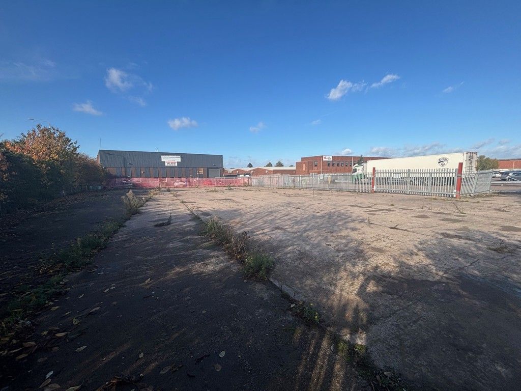 Property photo 1 of 3 Photo 3