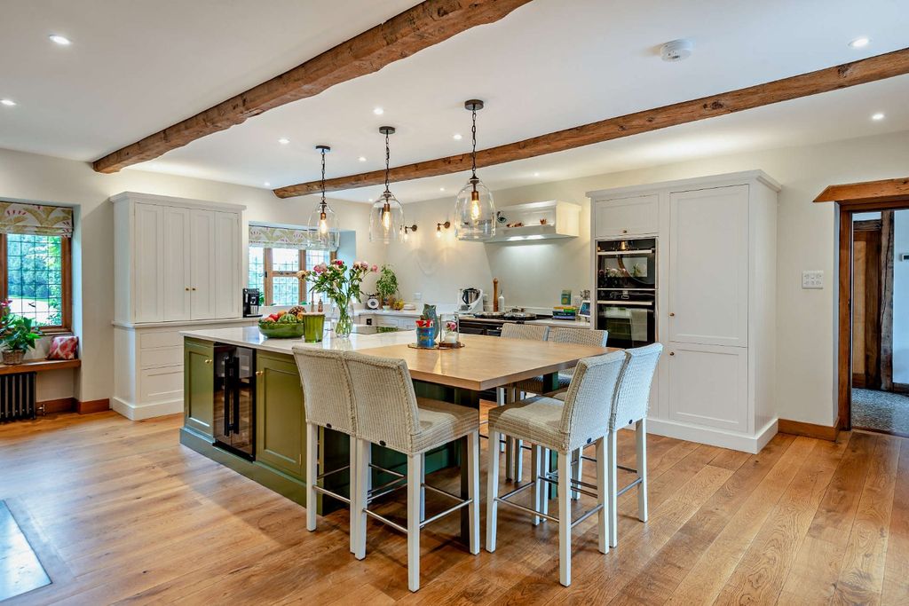 Additional image 4 of 6 bed detached house for saleLamer Lane, Wheathampstead, St. Albans, Hertfordshire AL4