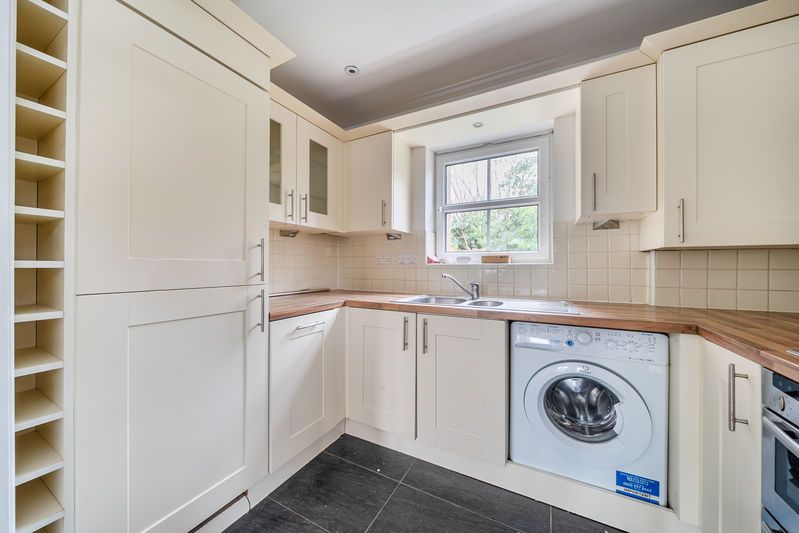 Property photo 2 of 14 Photo 17