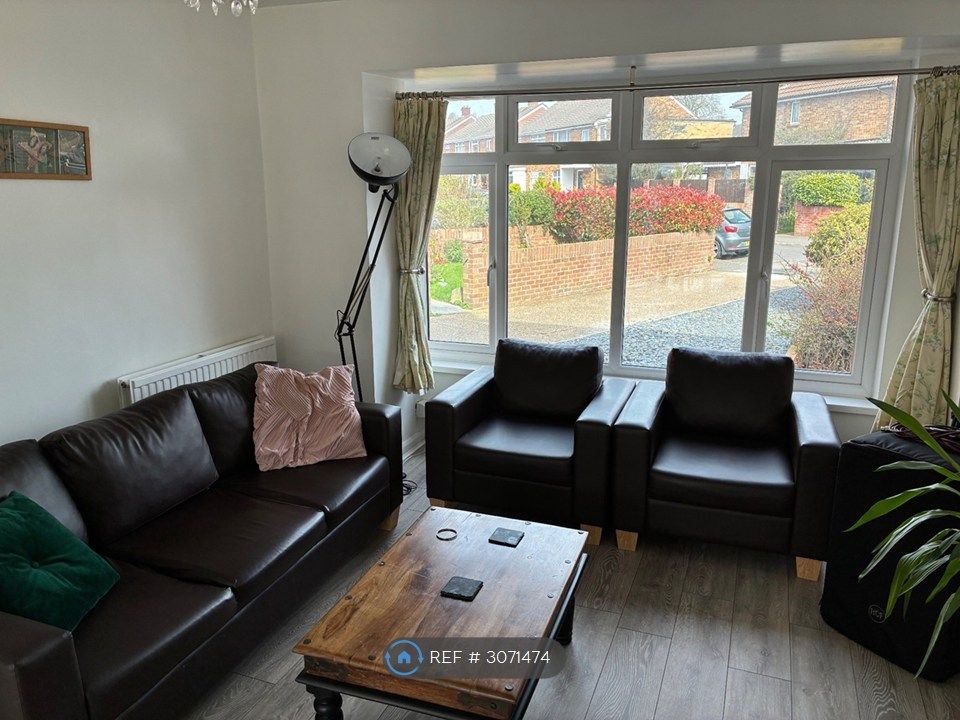 Property photo 2 of 5