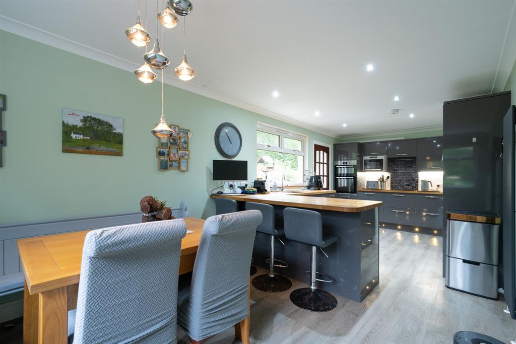 Property photo 3 of 24 Orchard_Brae_Friars-12.Jpg